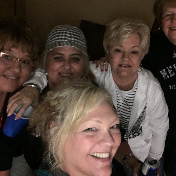 Meet your Posher, Erica - Picture 8 of 8